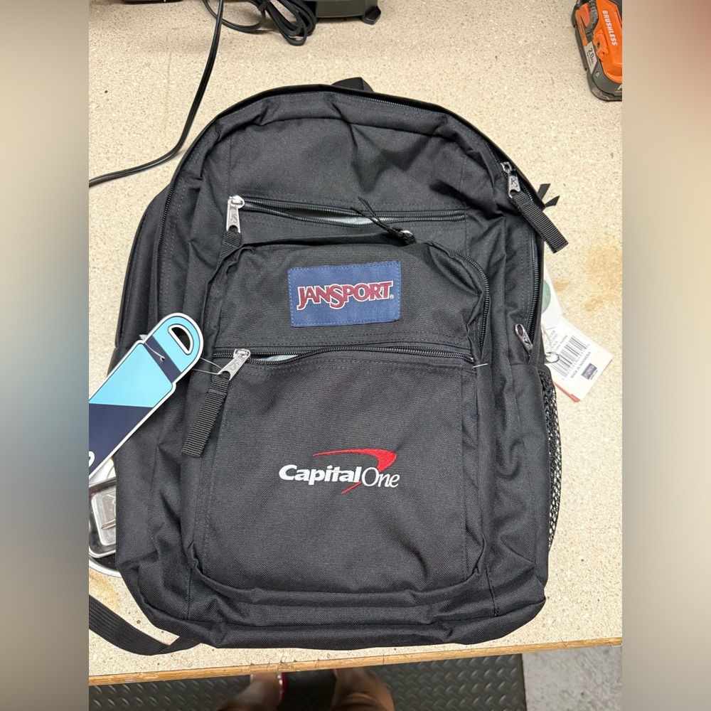 NWT Jansport Backpack BLACK WITH Mesh Pocket